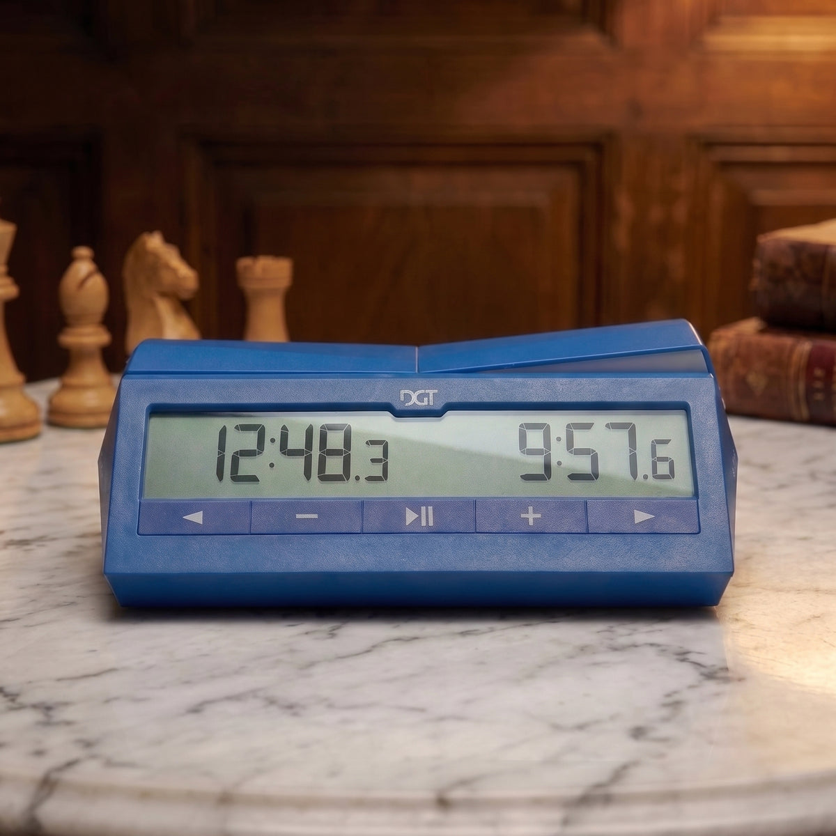 Pendule d'échecs DGT 1500 bleue